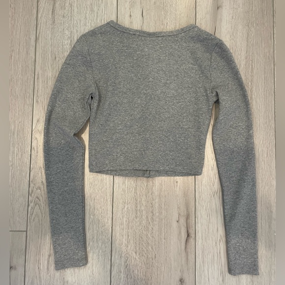 Aritzia Button Up Long Sleeve - Picture 8 of 12